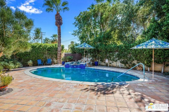 1471 E El Alameda, Palm Springs, CA 92262