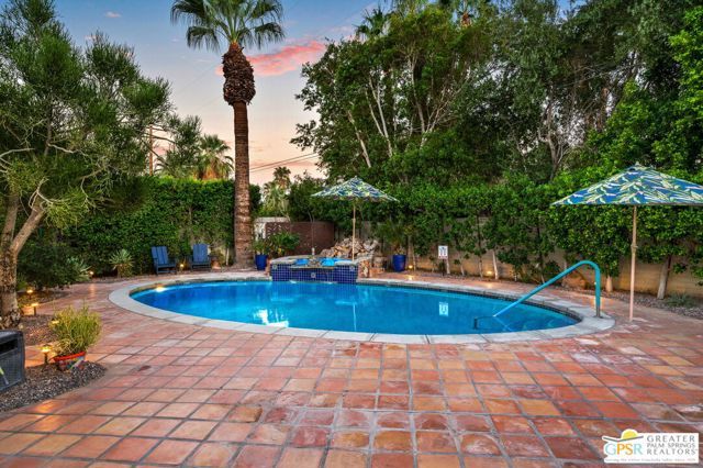 1471 E El Alameda, Palm Springs, CA 92262