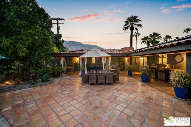 1471 E El Alameda, Palm Springs, CA 92262
