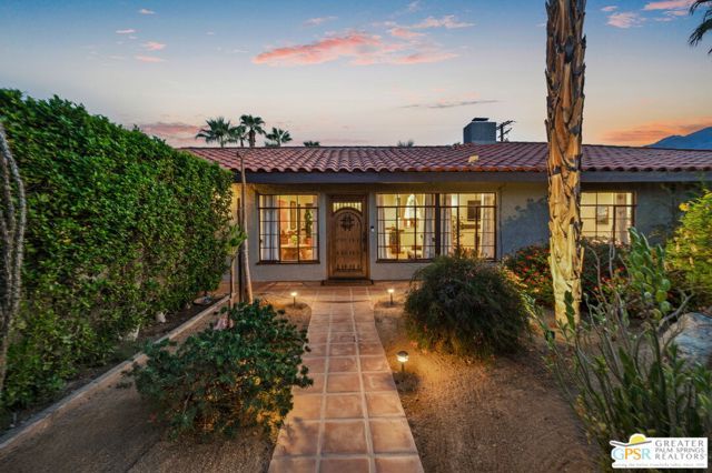 1471 E El Alameda, Palm Springs, CA 92262