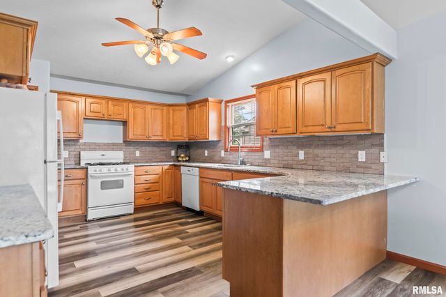 1408 SEQUOIA Drive, Chatham, IL 62629