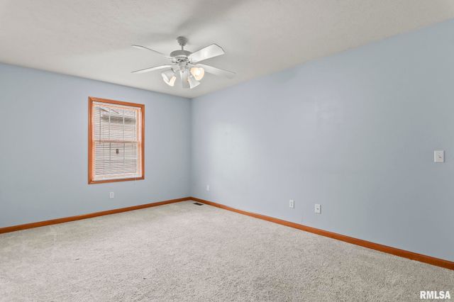 1408 SEQUOIA Drive, Chatham, IL 62629