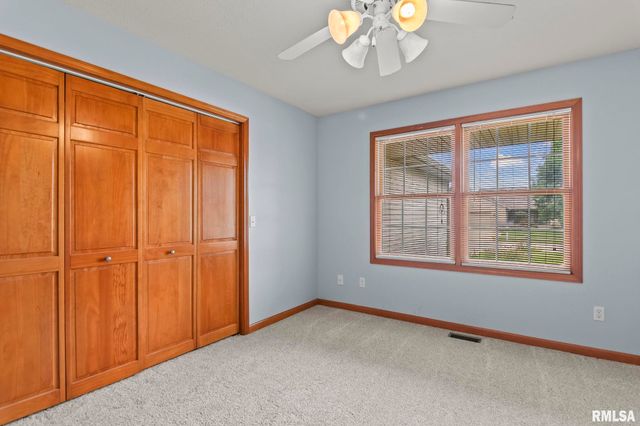 1408 SEQUOIA Drive, Chatham, IL 62629