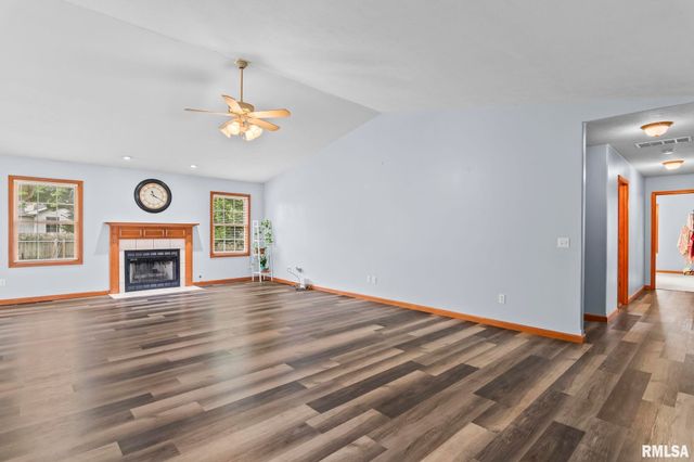1408 SEQUOIA Drive, Chatham, IL 62629