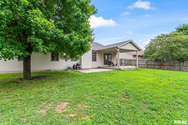 1408 SEQUOIA Drive, Chatham, IL 62629