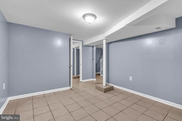 1095 TRENT RD, Camden, NJ 08104