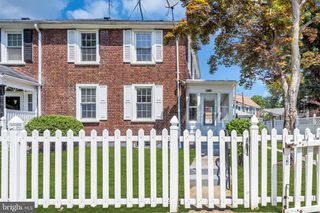 1095 TRENT RD, Camden, NJ 08104