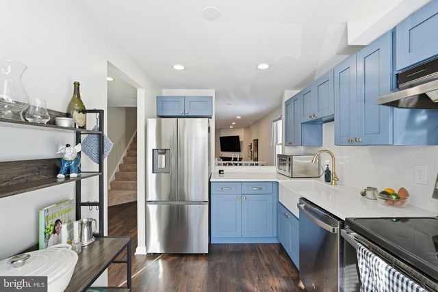 2114 WHISPERWOOD GLEN LN, Reston, VA 20191