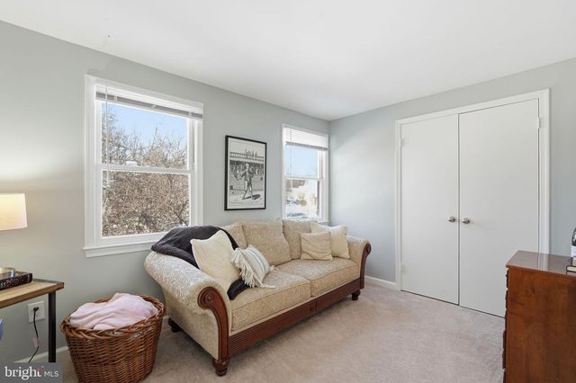 2114 WHISPERWOOD GLEN LN, Reston, VA 20191