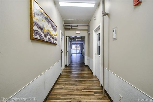 700 S ADELAIDE Street, Fenton, MI 48430