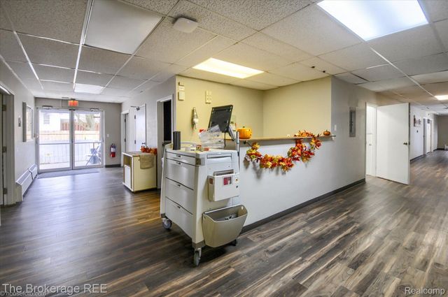 700 S ADELAIDE Street, Fenton, MI 48430