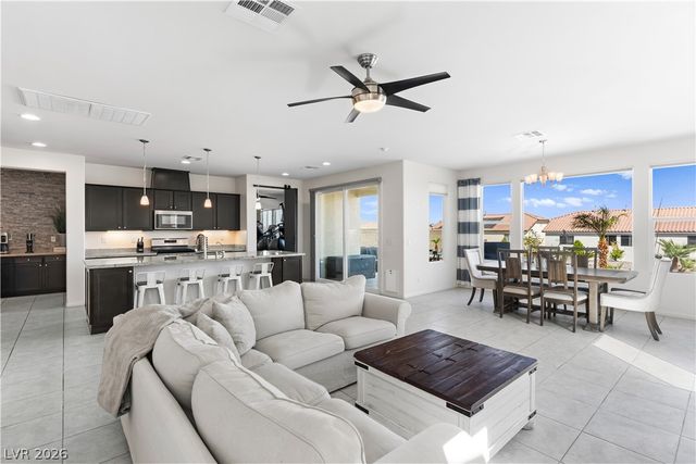 4558 Eagle Nest Peak Street, Las Vegas, NV 89129