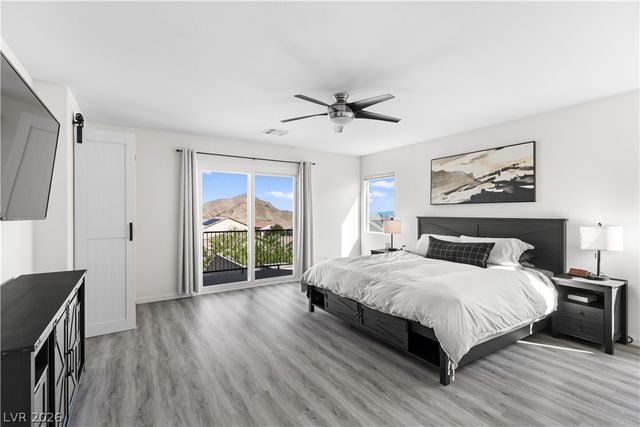 4558 Eagle Nest Peak Street, Las Vegas, NV 89129