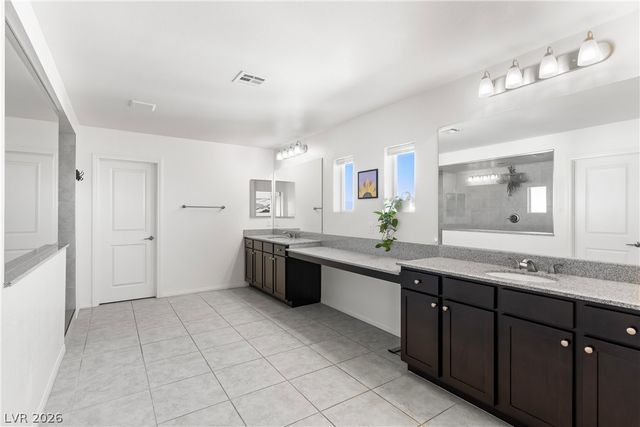 4558 Eagle Nest Peak Street, Las Vegas, NV 89129