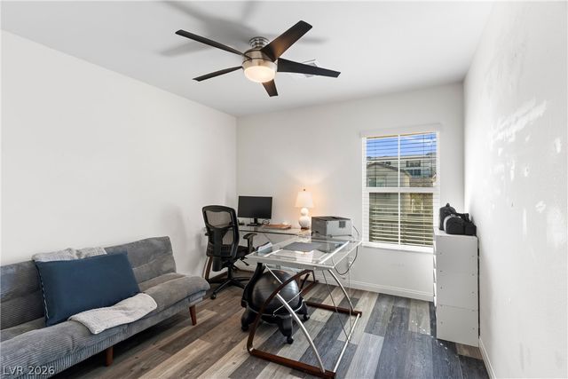 4558 Eagle Nest Peak Street, Las Vegas, NV 89129