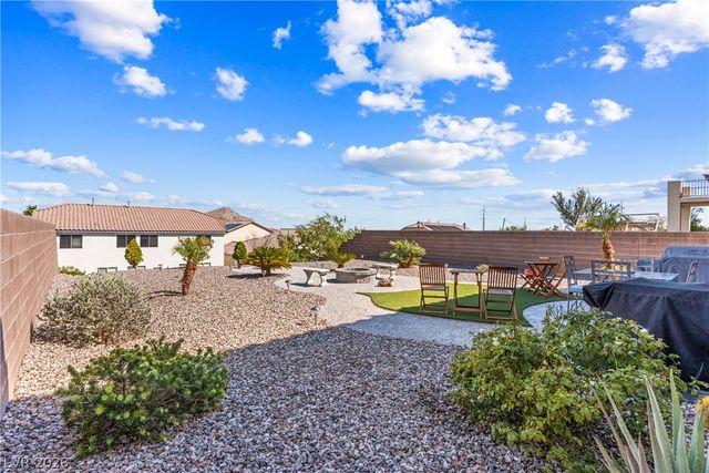 4558 Eagle Nest Peak Street, Las Vegas, NV 89129