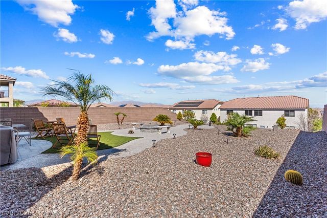 4558 Eagle Nest Peak Street, Las Vegas, NV 89129