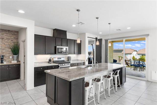 4558 Eagle Nest Peak Street, Las Vegas, NV 89129