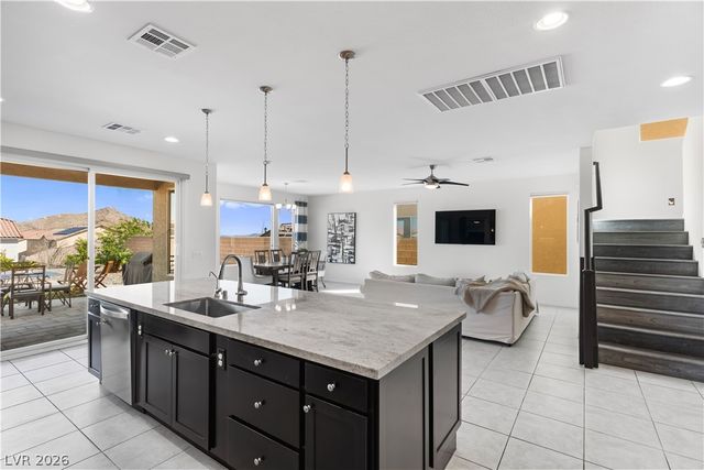 4558 Eagle Nest Peak Street, Las Vegas, NV 89129