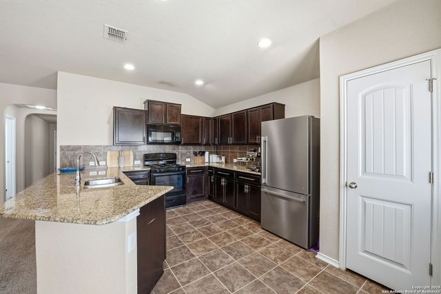 10430 Rhyder Ridge, San Antonio, TX 78254