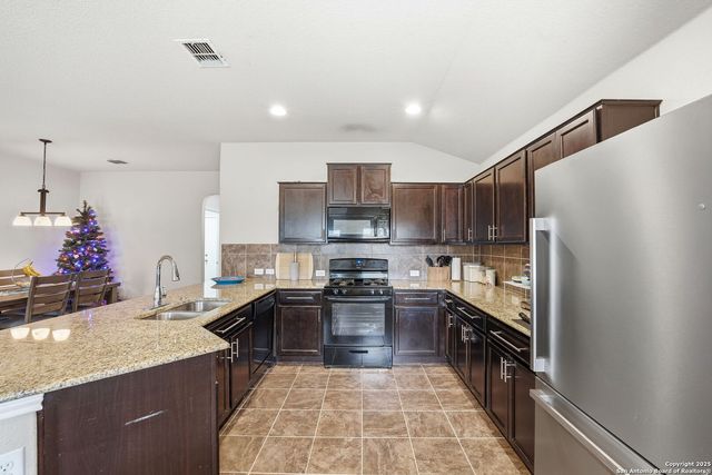 10430 Rhyder Ridge, San Antonio, TX 78254