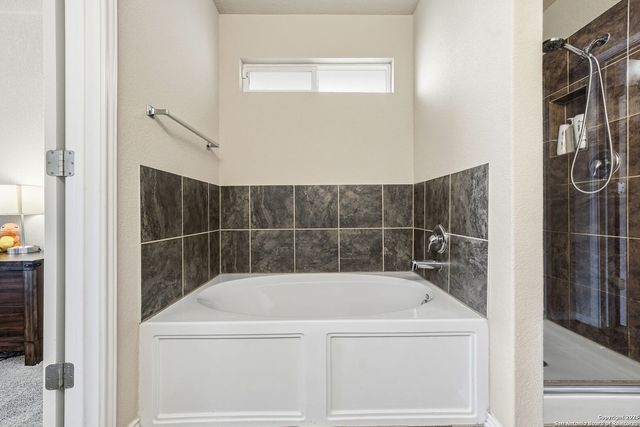 10430 Rhyder Ridge, San Antonio, TX 78254