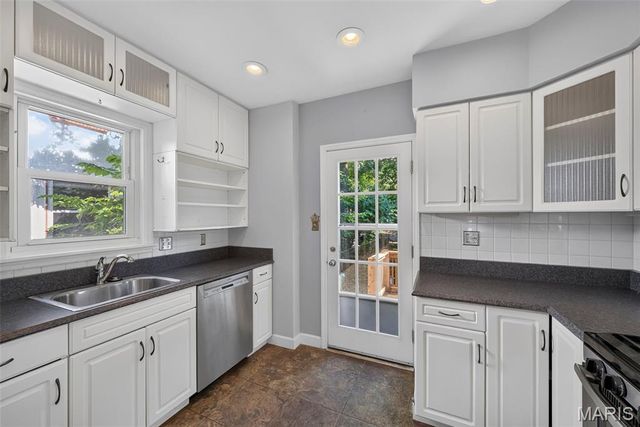 237 Kerruish Place, Webster Groves, MO 63119