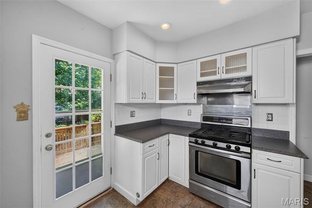 237 Kerruish Place, Webster Groves, MO 63119