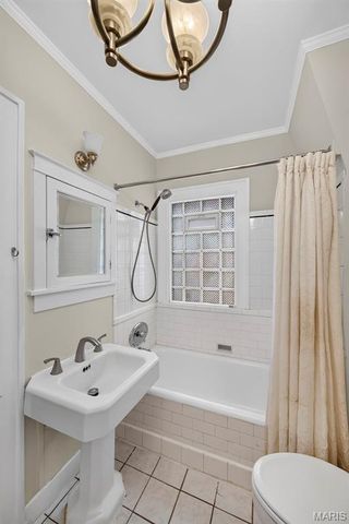 237 Kerruish Place, Webster Groves, MO 63119