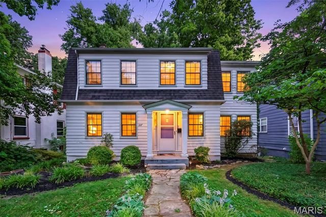 237 Kerruish Place, Webster Groves, MO 63119