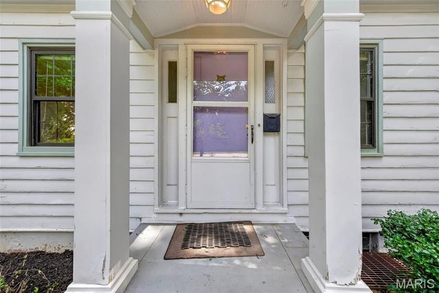 237 Kerruish Place, Webster Groves, MO 63119