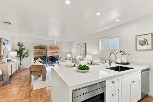 1005 Granada Drive, Pacifica, CA 94044