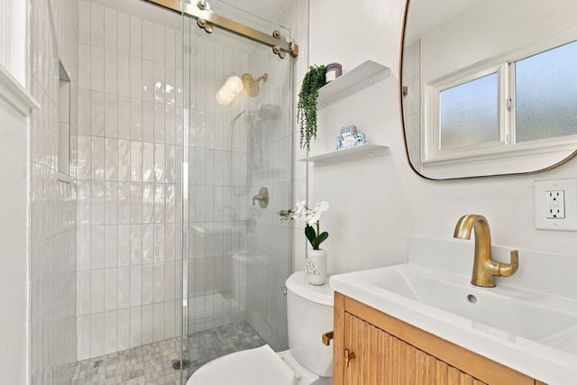 1005 Granada Drive, Pacifica, CA 94044