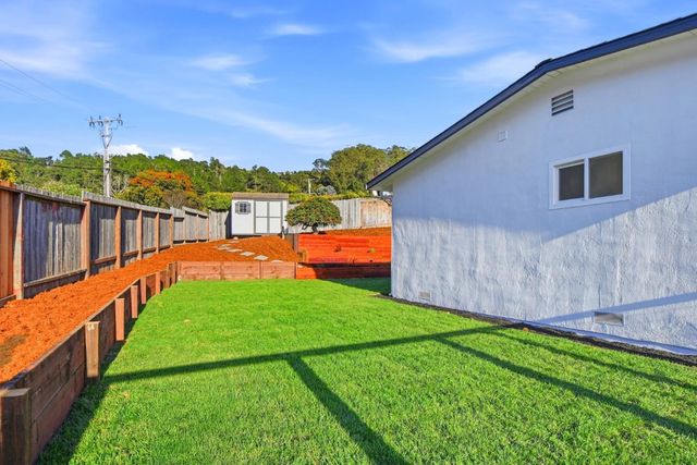 1005 Granada Drive, Pacifica, CA 94044
