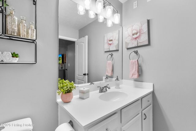 9208 Hawthorne Pointe Dr 203, Louisville, KY 40272