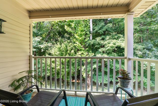9208 Hawthorne Pointe Dr 203, Louisville, KY 40272