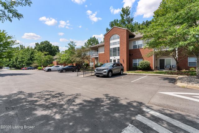 9208 Hawthorne Pointe Dr 203, Louisville, KY 40272