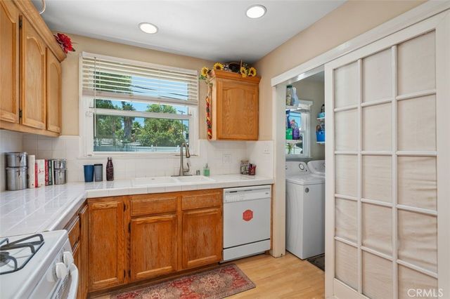 6613 Randi Avenue, Woodland Hills, CA 91303
