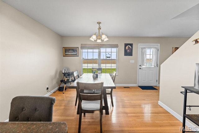 1128 Beechcraft Boulevard, Mascoutah, IL 62258