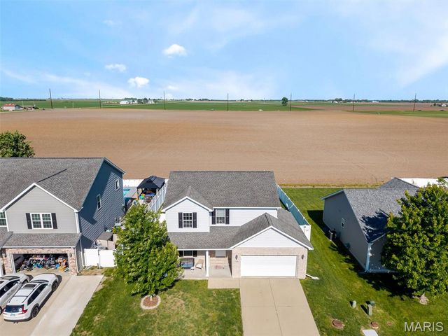 1128 Beechcraft Boulevard, Mascoutah, IL 62258