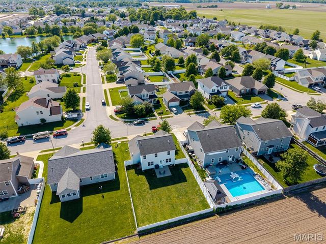 1128 Beechcraft Boulevard, Mascoutah, IL 62258