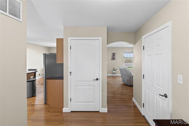 1128 Beechcraft Boulevard, Mascoutah, IL 62258