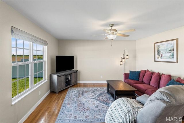 1128 Beechcraft Boulevard, Mascoutah, IL 62258