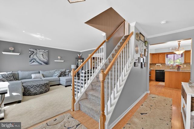 1233 COBBLESTONE DR, Quakertown, PA 18951