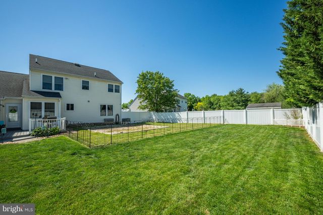 1233 COBBLESTONE DR, Quakertown, PA 18951