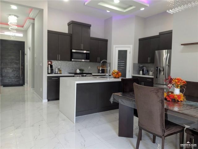 1010 W Franklin Avenue, Alton, TX 78573