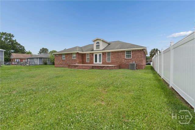 27 Darling Street, Savannah, GA 31408