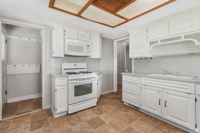 4024 LIBERTY AVE, South Ogden, UT 84403