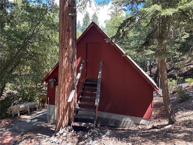 9226 Wood Road, Forest Falls, CA 92339
