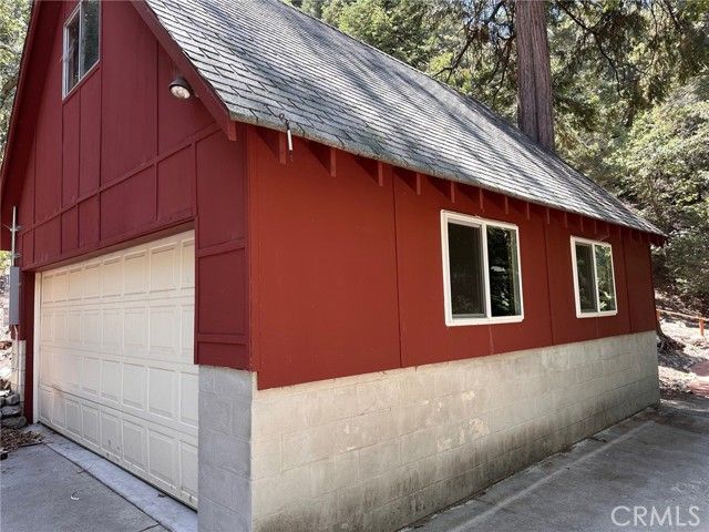 9226 Wood Road, Forest Falls, CA 92339